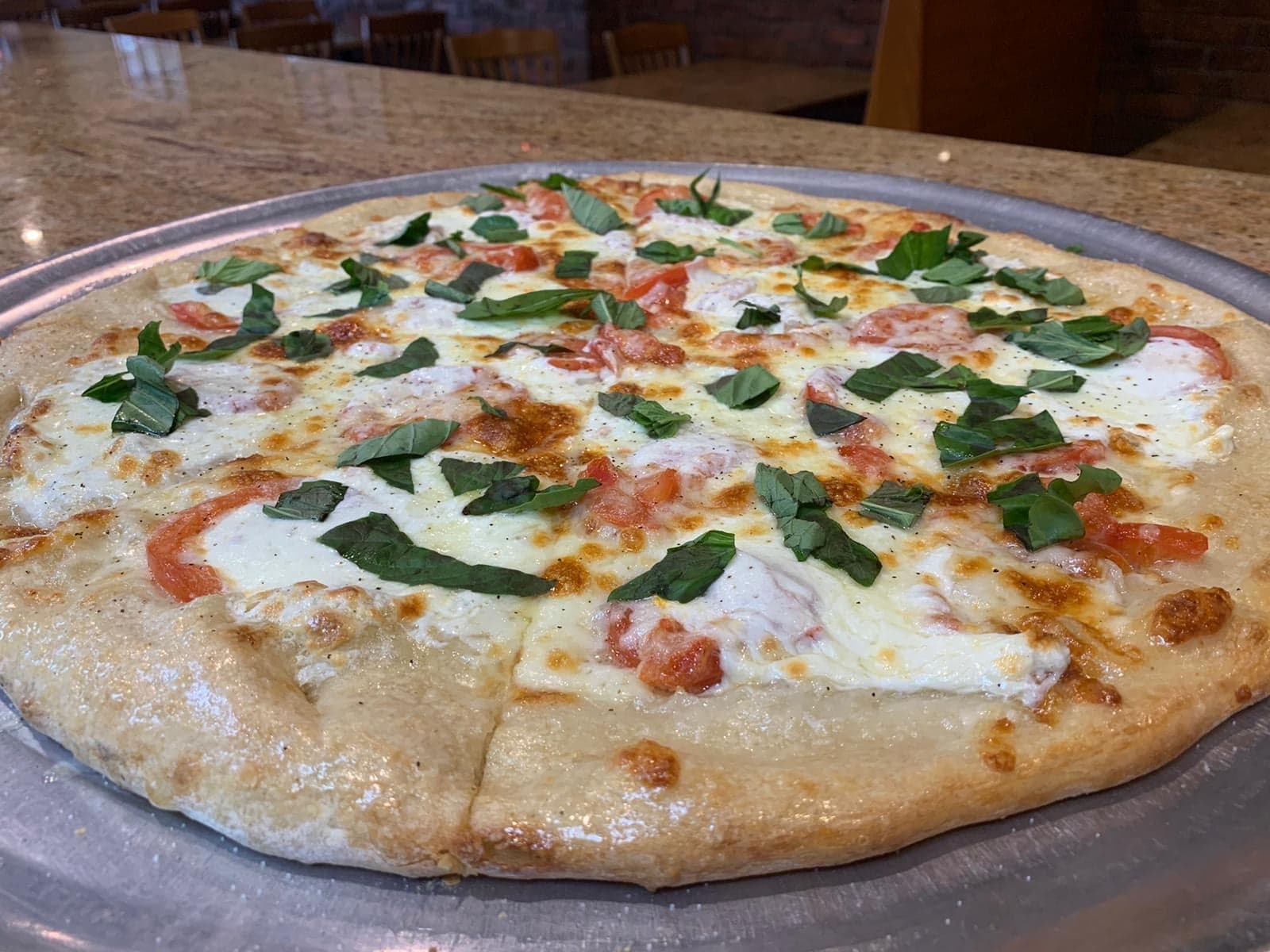 Fini's Pizzeria